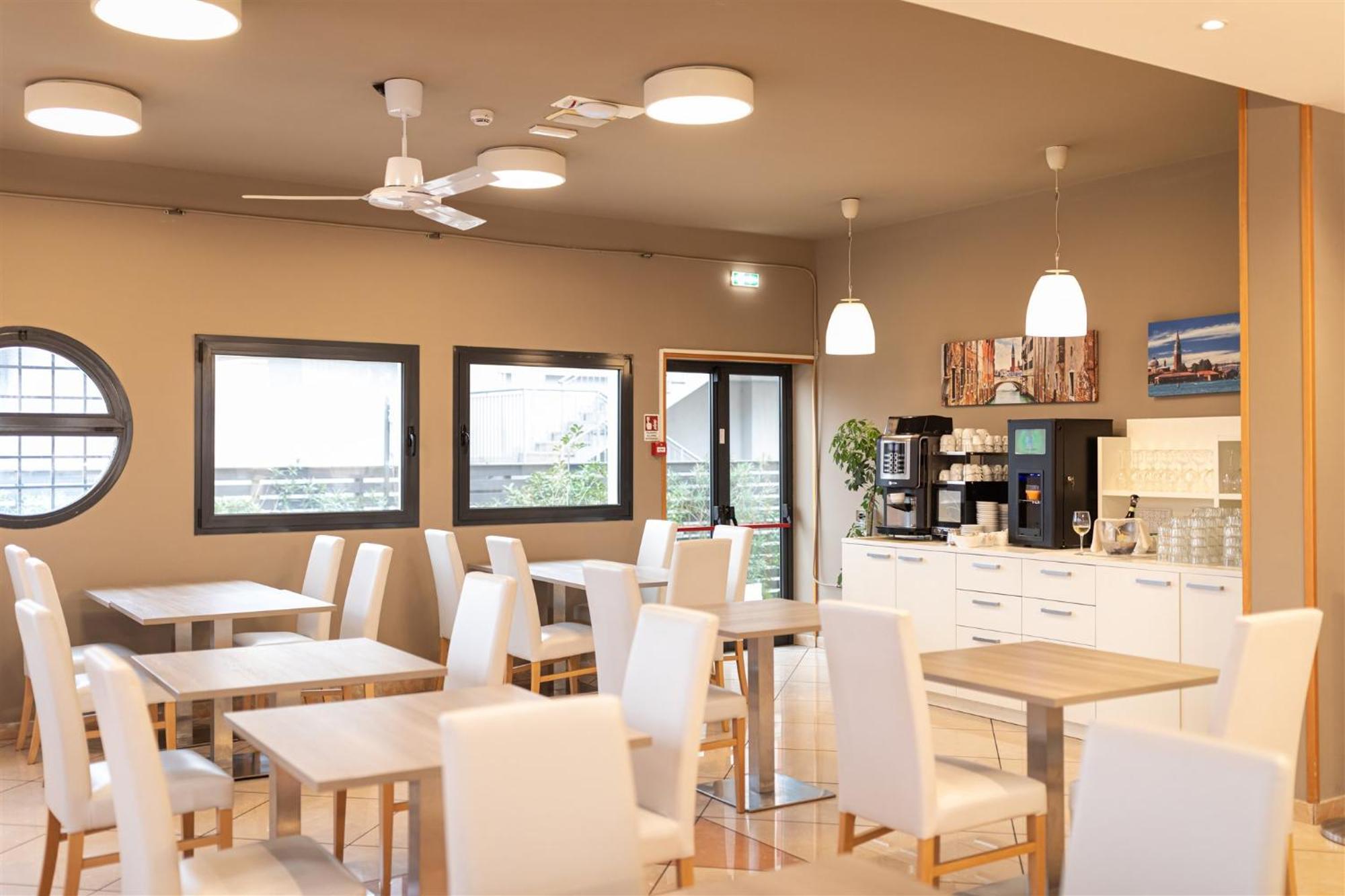Noventa Hotel Noventa di Piave Esterno foto