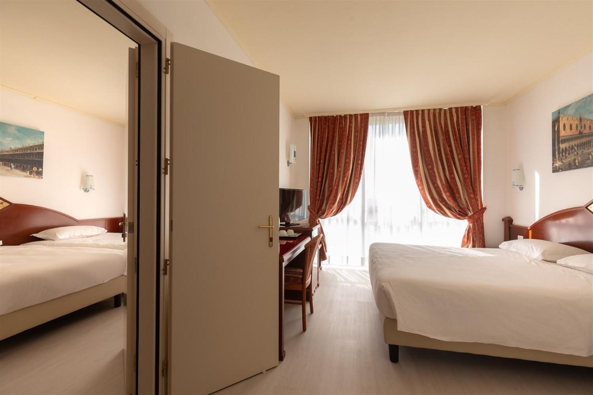 Noventa Hotel Noventa di Piave Esterno foto