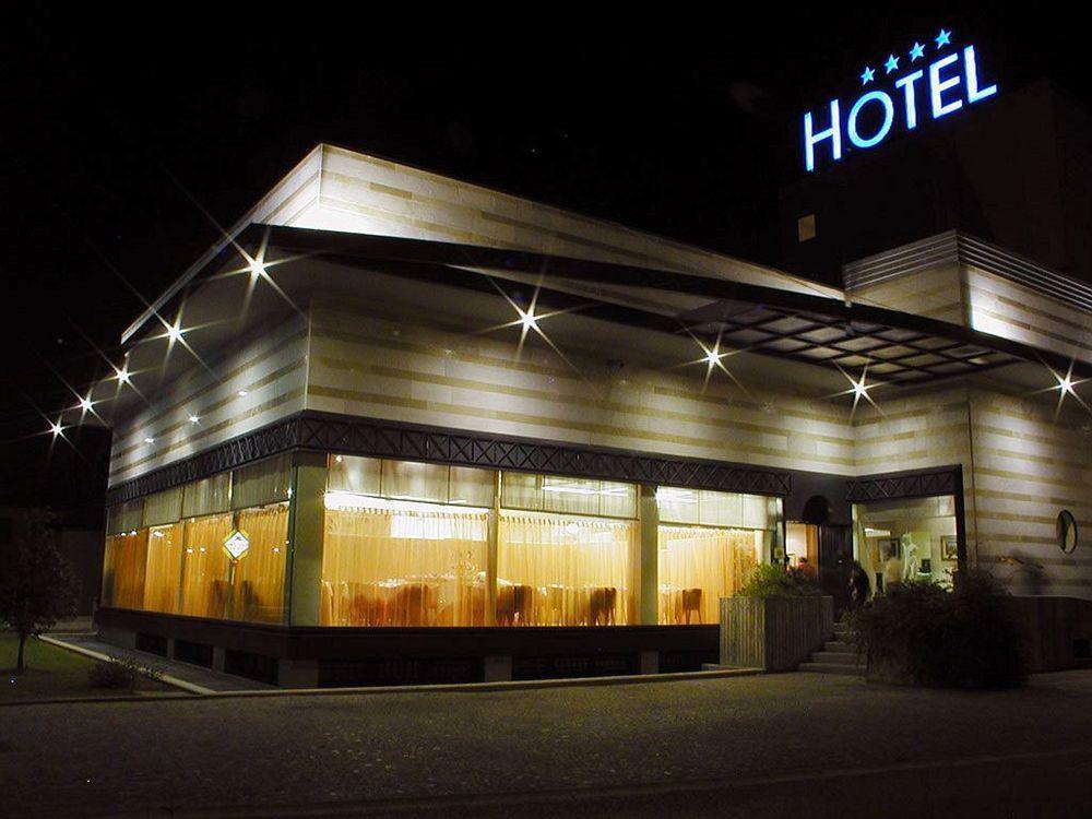 Noventa Hotel Noventa di Piave Esterno foto