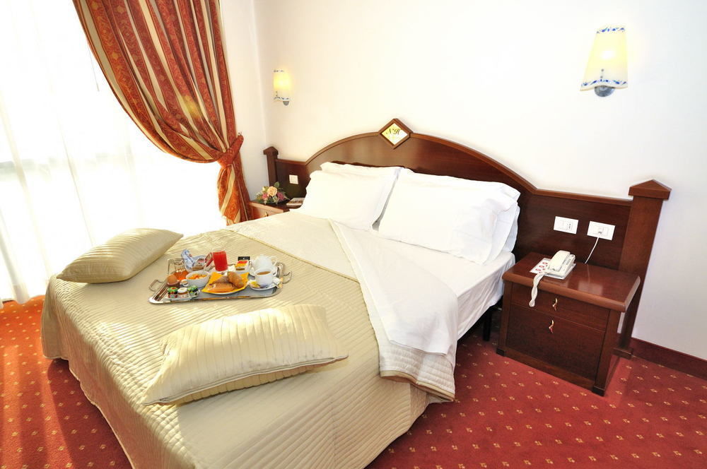 Noventa Hotel Noventa di Piave Esterno foto