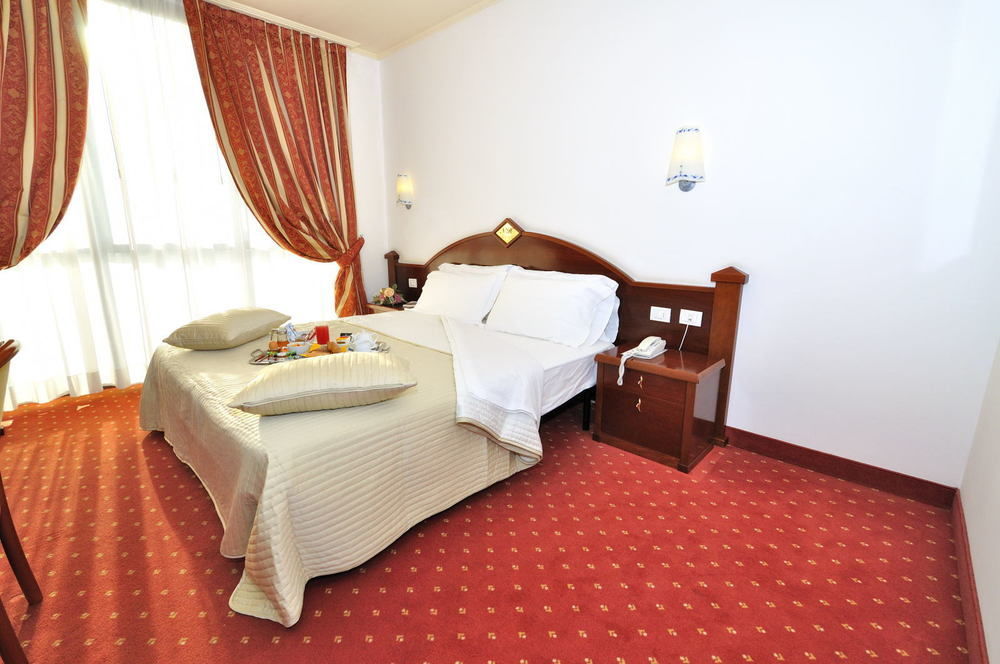 Noventa Hotel Noventa di Piave Esterno foto